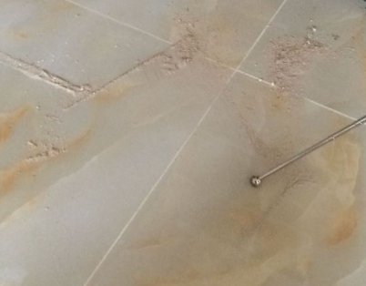 周宁瓷砖空鼓维修公司分享粘合剂选择不当在瓷砖铺贴过程中可能导致以下问题